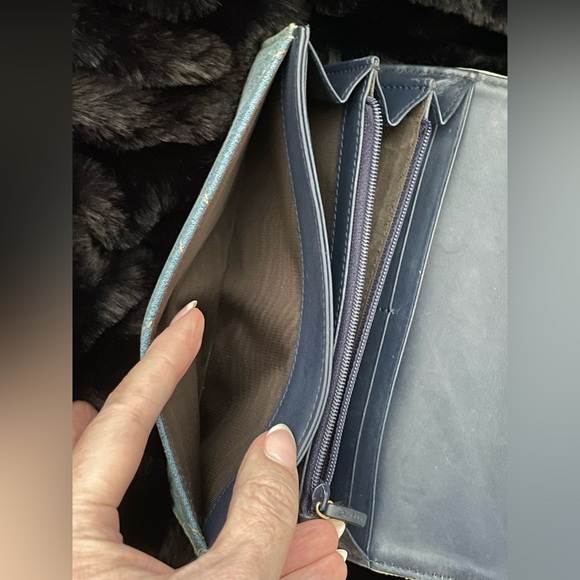 GUCCI Pearl GG Marmont Chevron Quilted Denim Long Wallet (443436.2091) - Picture 11 of 12